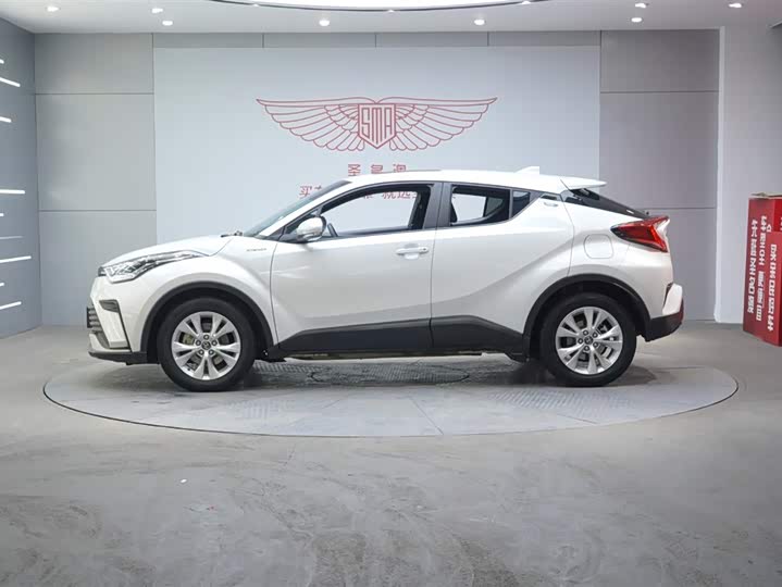 Photo 4 - Toyota Izoa