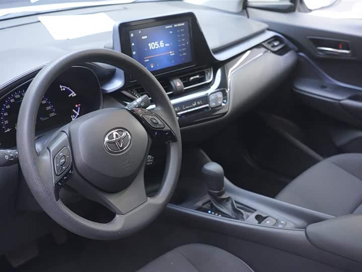 Photo 7 - Toyota Izoa