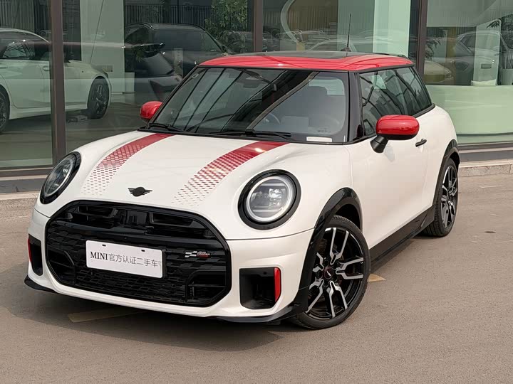 Photo 3 - Mini Mini JCW