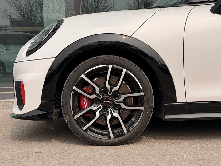 Photo 8 - Mini Mini JCW