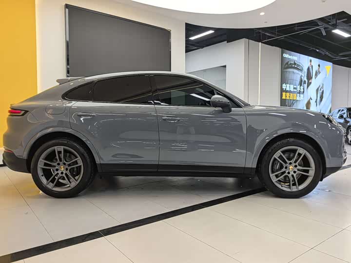 Фото 4 - Porsche Cayenne