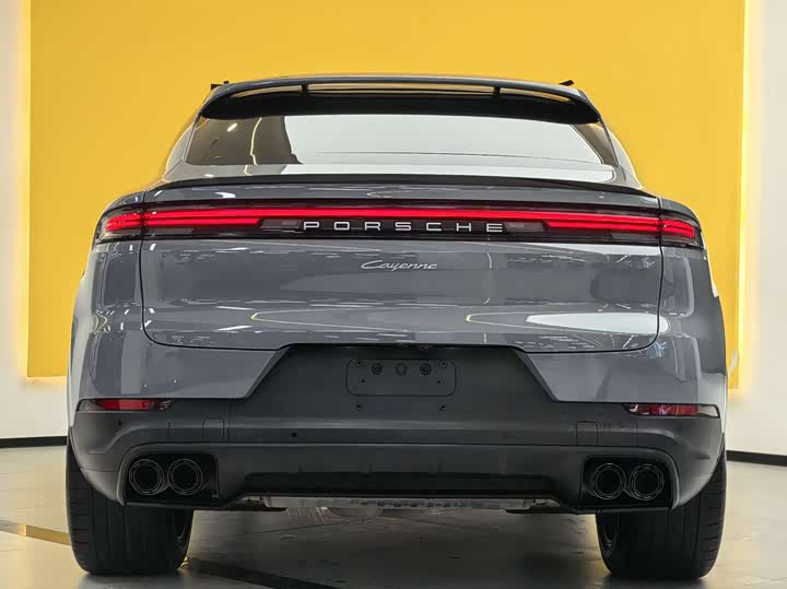 Фото 5 - Porsche Cayenne