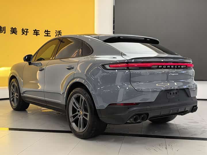 Фото 6 - Porsche Cayenne