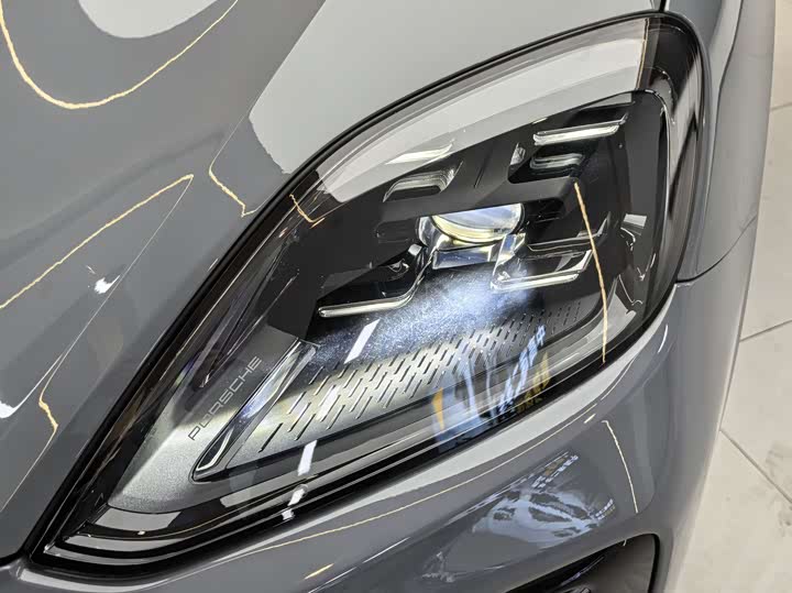 Фото 8 - Porsche Cayenne