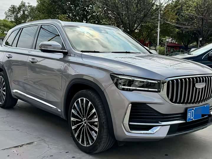 Фото 3 - Geely Monjaro