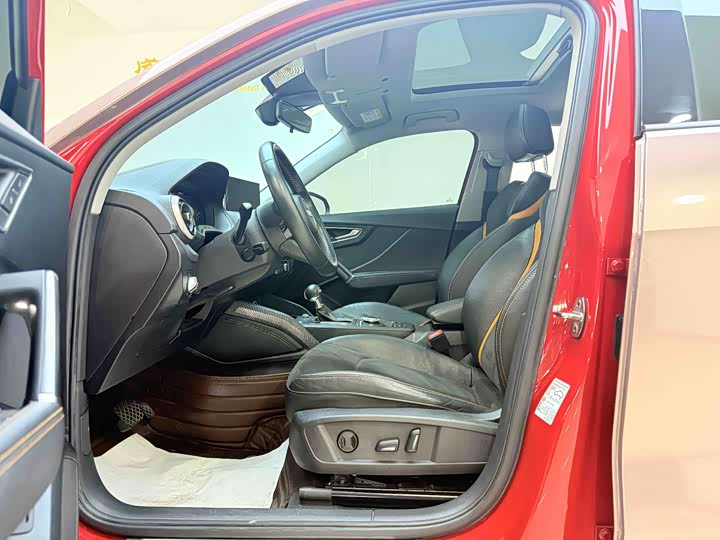 Фото 6 - Audi Q2L e-tron