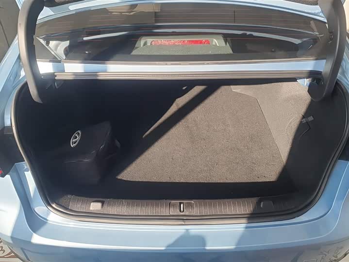 Photo 4 - Chery Fulwin A8