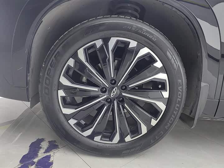 Фото 6 - Chery Tiggo 9