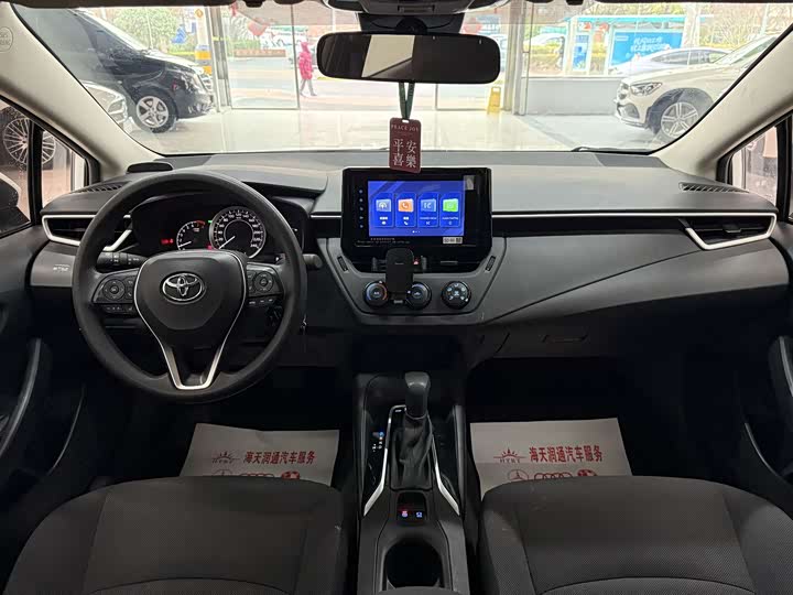 Фото 5 - Toyota Corolla