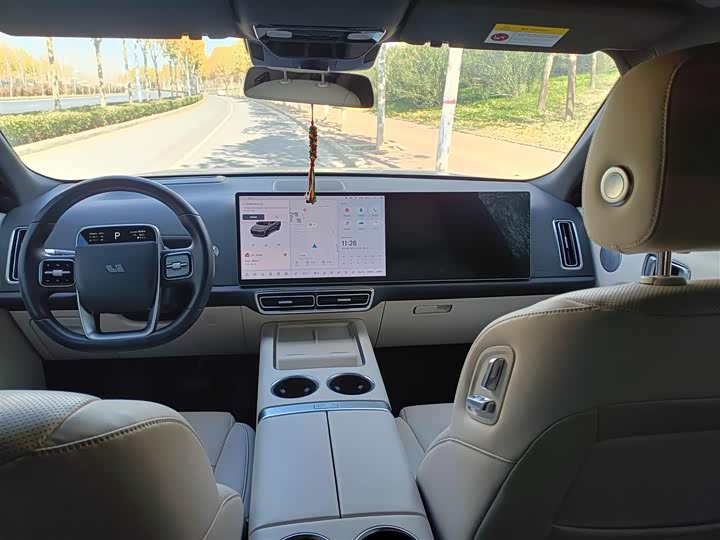 Фото 9 - LiXiang L8