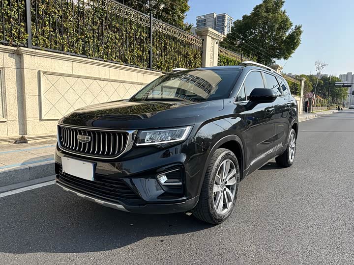 Фото 1 - Geely Okavango