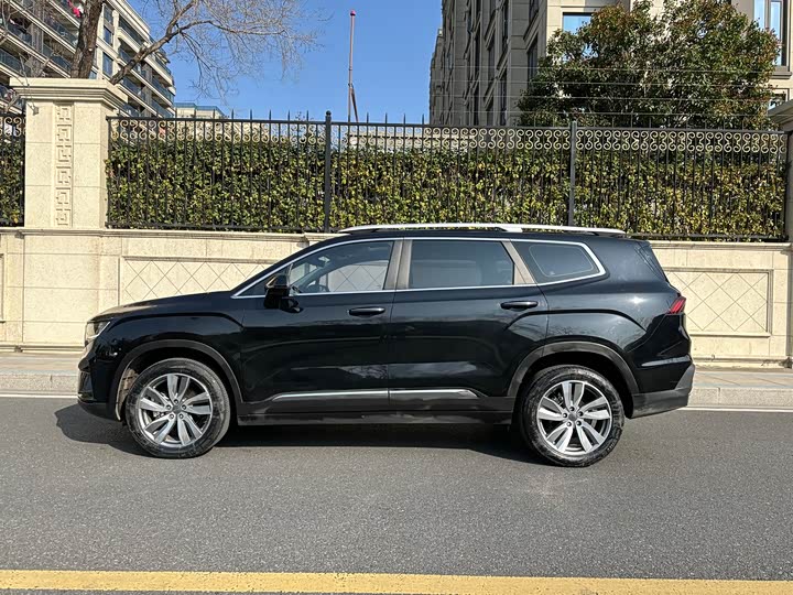 Фото 3 - Geely Okavango