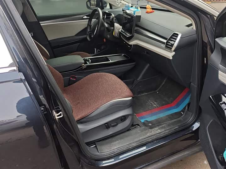 Фото 8 - Volkswagen ID.6 Crozz