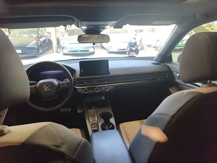 Фото 9 - Honda Civic