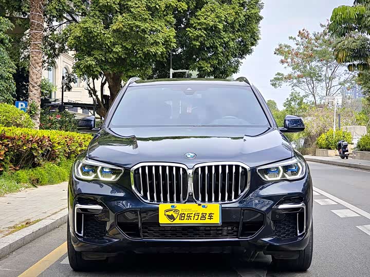 Фото 2 - BMW X5
