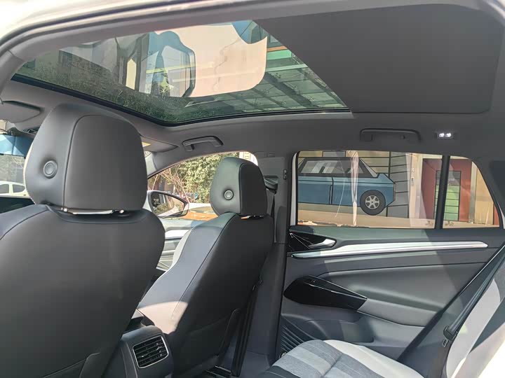 Photo 7 - Volkswagen ID.4 Crozz