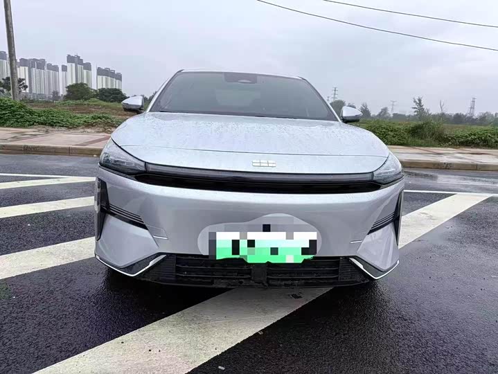 Фото 3 - Geely Galaxy L6