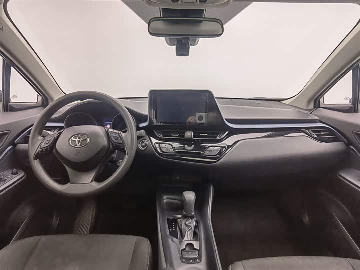 Фото 5 - Toyota Izoa