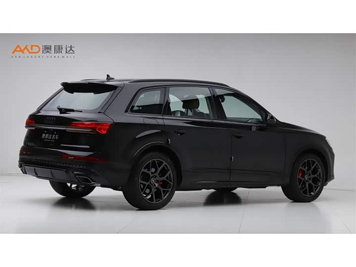 Фото 3 - Audi Q7