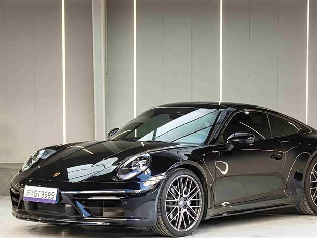 Фото 1 - Porsche 911