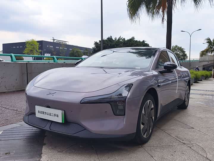 Фото 1 - XPeng Mona M03