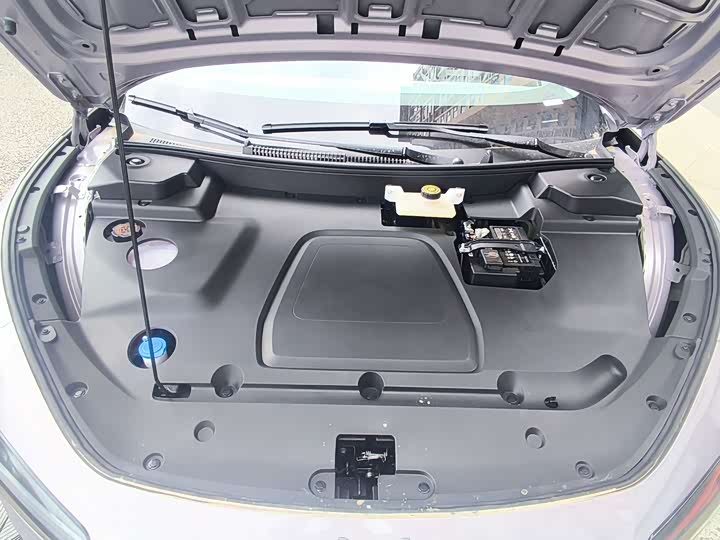 Фото 9 - XPeng Mona M03