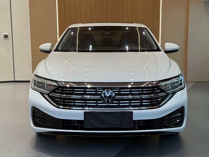 Фото 2 - Volkswagen Sagitar L