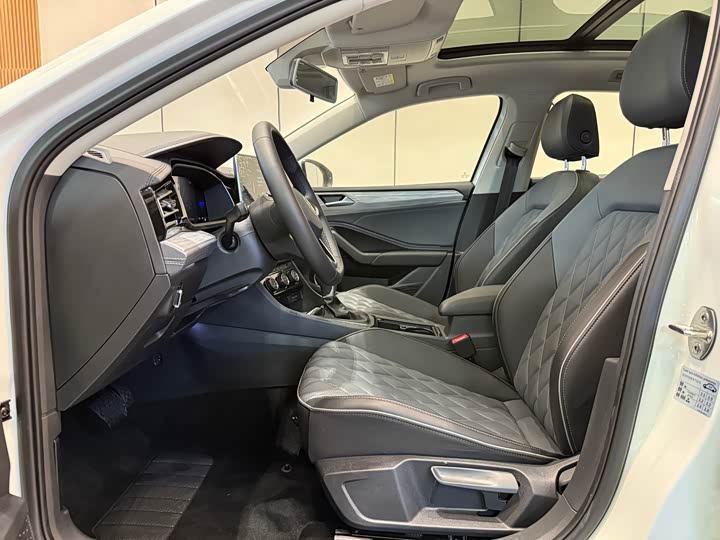 Фото 5 - Volkswagen Sagitar L