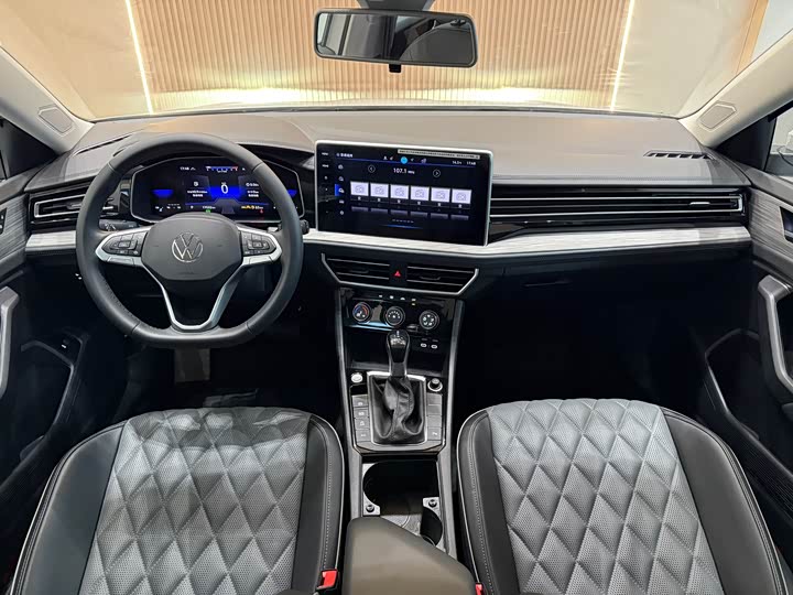 Фото 7 - Volkswagen Sagitar L