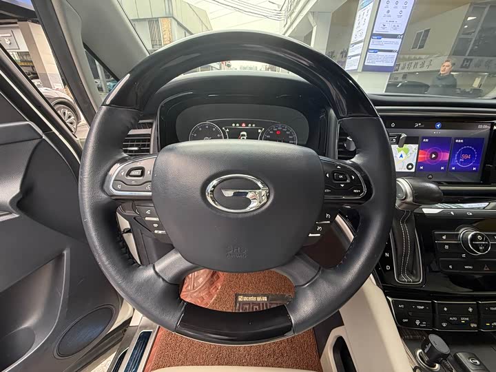 Photo 4 - GAC Trumpchi M8