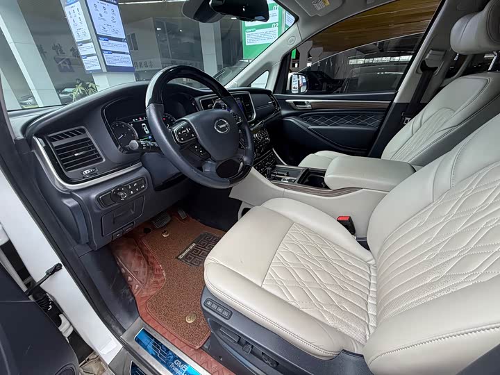 Photo 7 - GAC Trumpchi M8