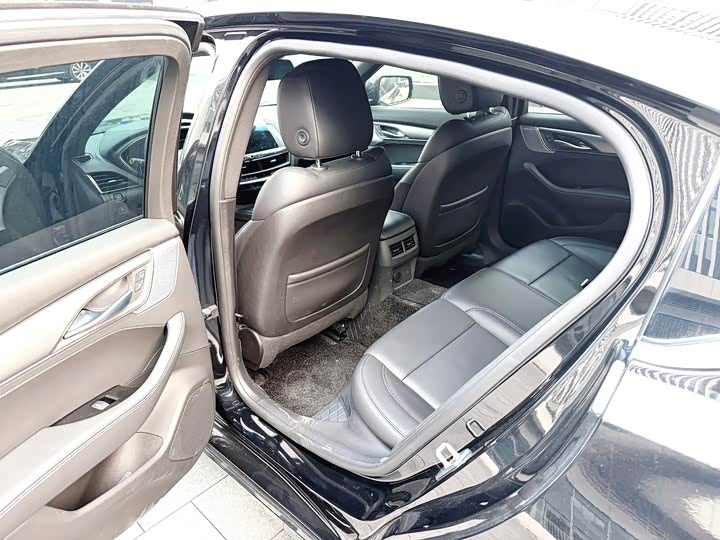 Photo 7 - Cadillac CT5