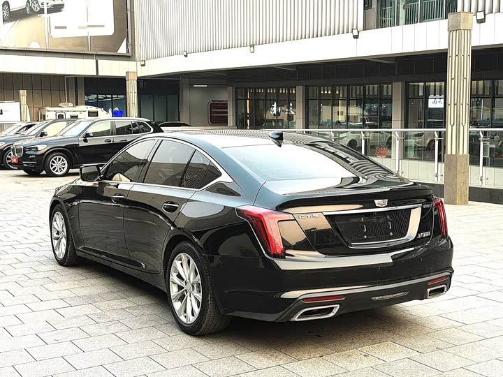 Photo 9 - Cadillac CT5