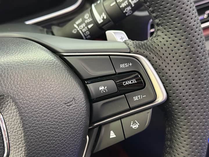 Фото 9 - Honda Elysion