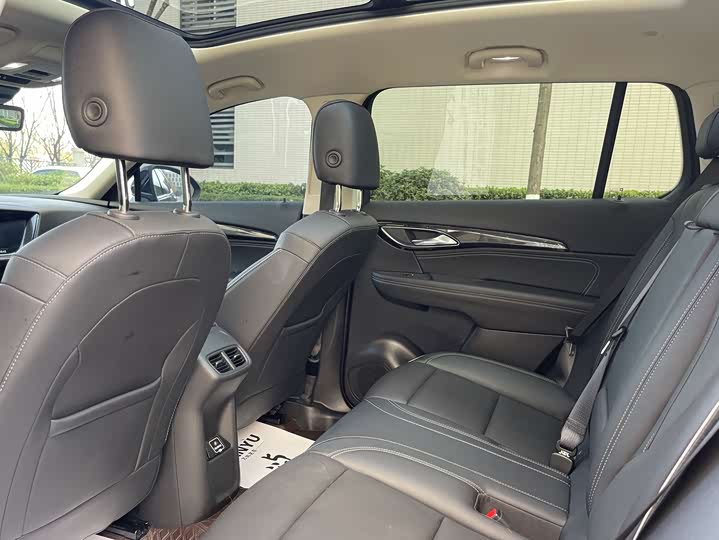 Фото 8 - Buick Envision Plus