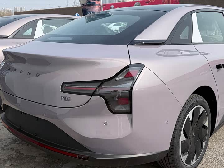 Фото 6 - XPeng Mona M03