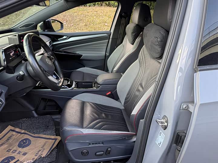 Фото 8 - Volkswagen ID.4 Crozz