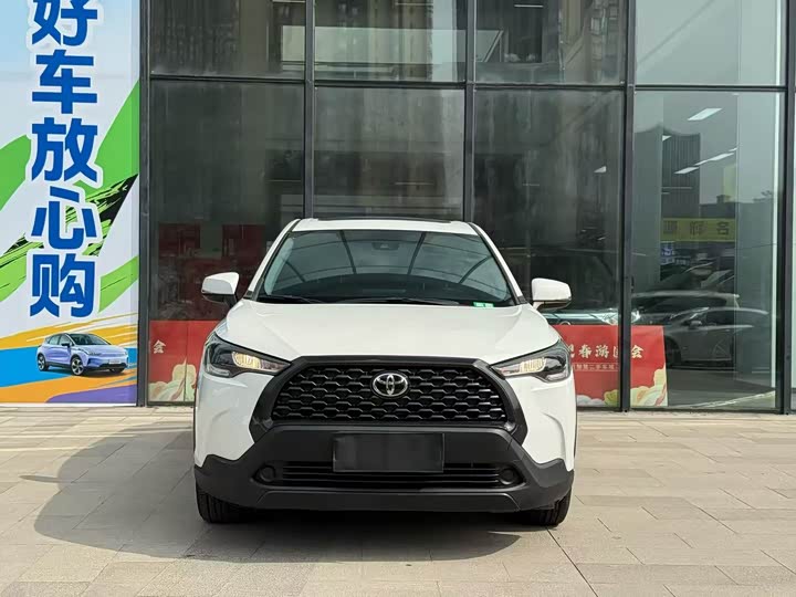 Фото 2 - Toyota Corolla Cross