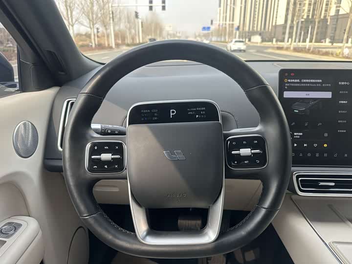 Фото 6 - LiXiang L9