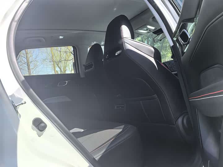 Фото 5 - Changan Oshan Z6