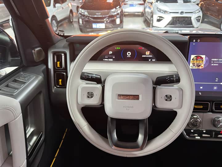 Фото 9 - Chery iCar V23