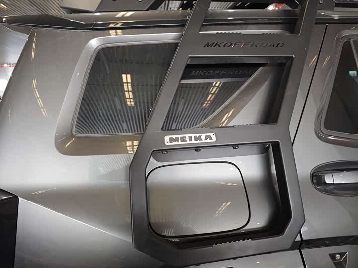 Фото 6 - Tank 400 Hybrid