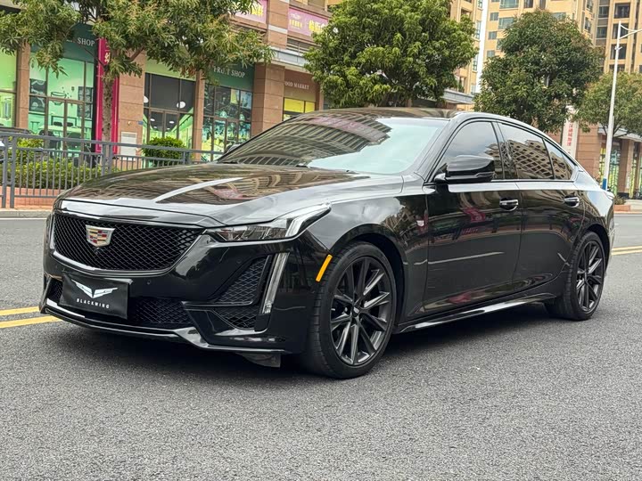 Фото 1 - Cadillac CT5