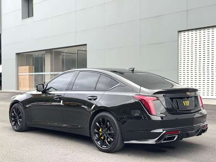 Фото 6 - Cadillac CT5