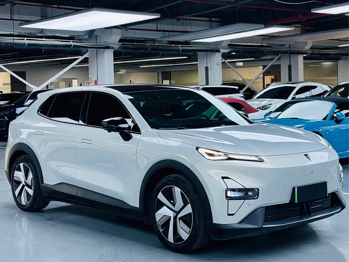 Фото 3 - Changan Deepal S05