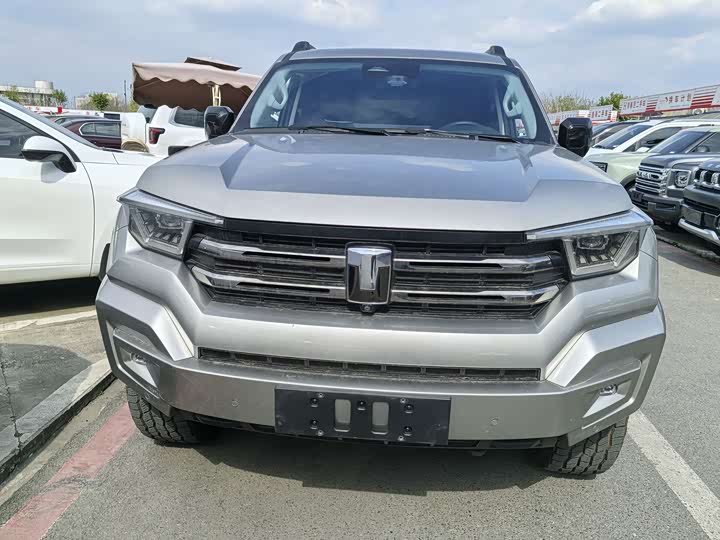 Photo 2 - Tank 400 Hybrid