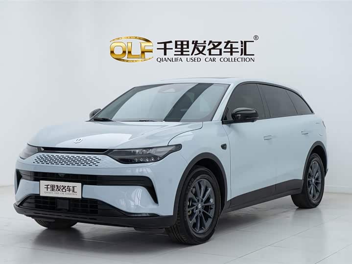 Фото 1 - Leapmotor C11