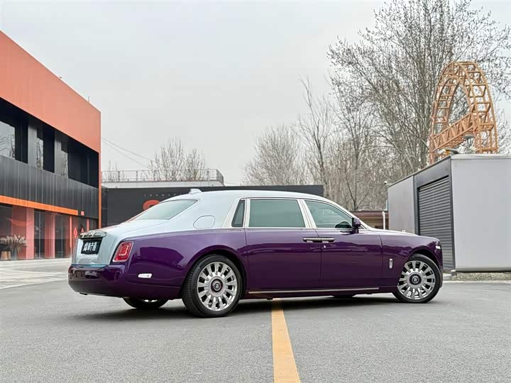 Photo 3 - Rolls-Royce Phantom