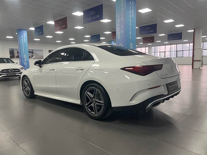 Фото 6 - Mercedes-Benz CLA-Class