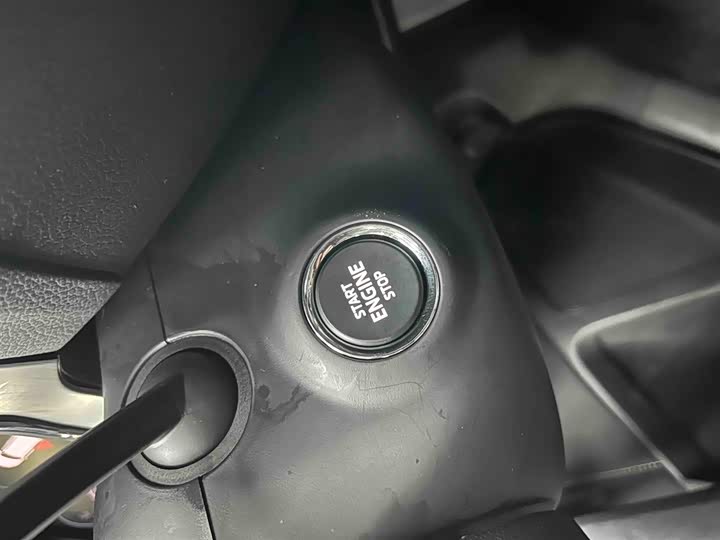 Фото 4 - Skoda Superb